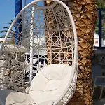 Aparthotel Aretousa