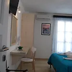 Aretousa Περίσσα