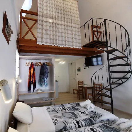 Aretousa Aparthotel