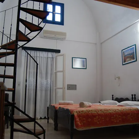 Aretousa Aparthotel 4*