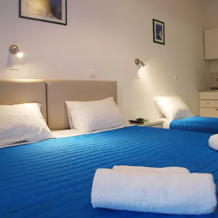 Aretousa Aparthotel 4*