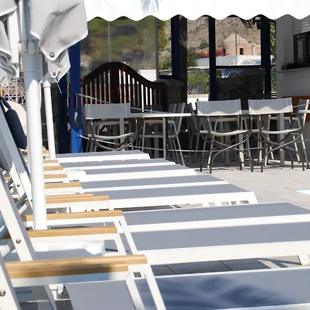 Aretousa Perissa (Santorini)