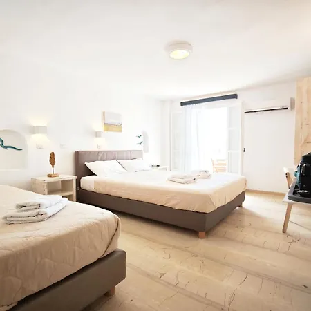 Aretousa Perissa (Santorini)