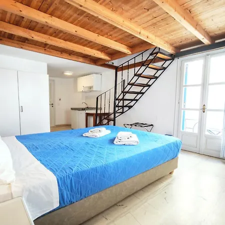 Aretousa 4* Perissa (Santorini)