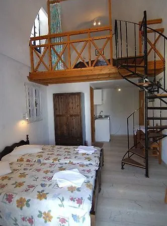 Aretousa Aparthotel