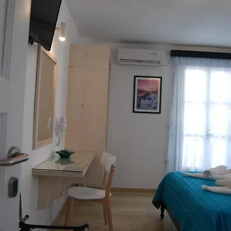 Aretousa Aparthotel