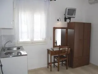 Aparthotel Aretousa
