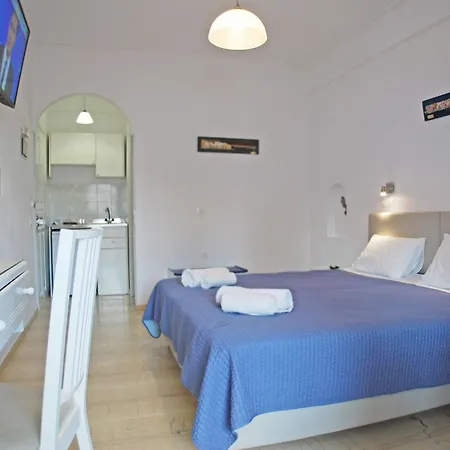 Aparthotel Aretousa 3*