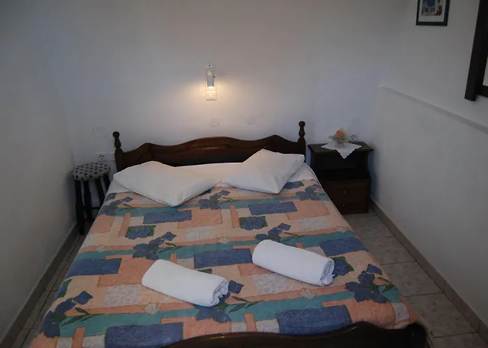 Hotel apartamentowy Aretousa Perissa (Santorini)