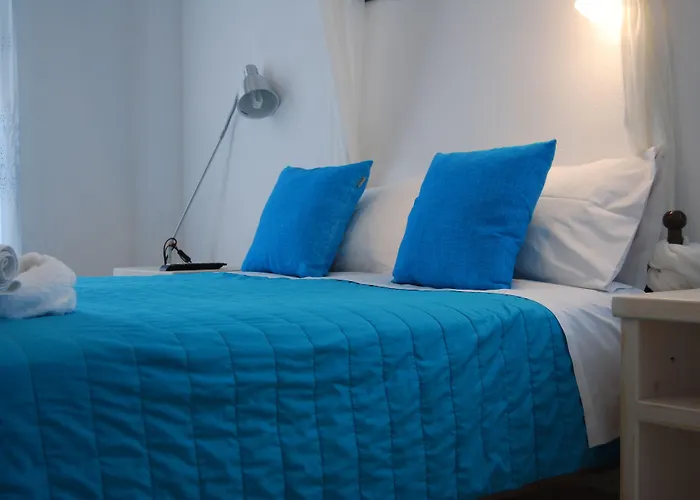 Aretousa Hotel apartamentowy Perissa (Santorini)