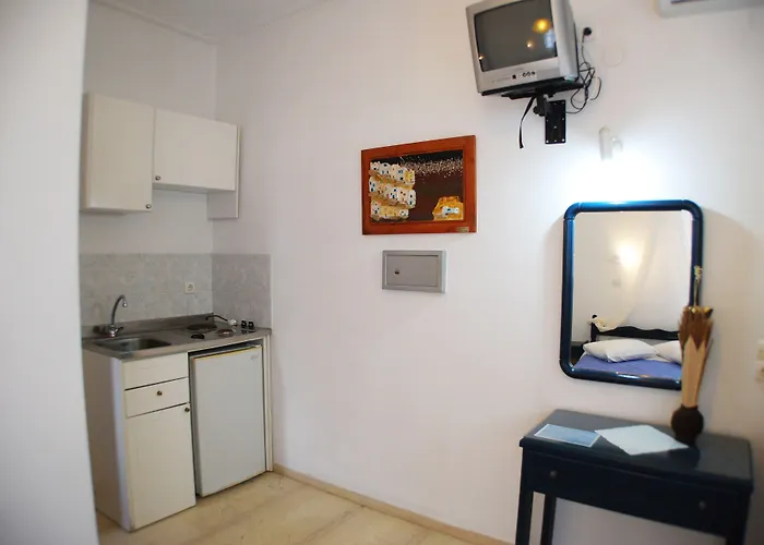 Aretousa 4* Perissa (Santorini)