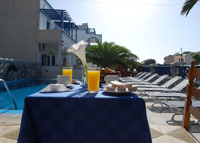 Ξενοδοχείο με διαμερίσματα Aretousa 4*